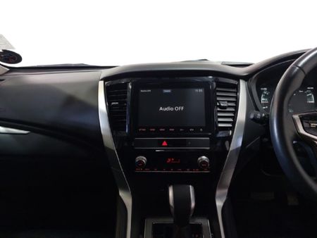2024-Mitsubishi-Pajero-Sport-24D-4x4-Shogun-Auto_12