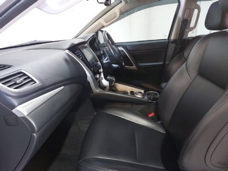 2024-Mitsubishi-Pajero-Sport-24D-4x4-Shogun-Auto_6