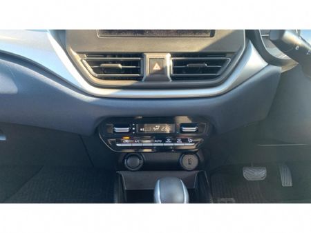 2024-Toyota-Starlet-15-XS-Auto_16