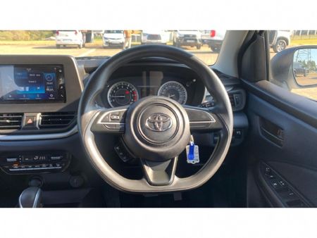 2024-Toyota-Starlet-15-XS-Auto_17