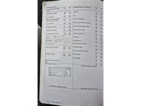 2011-Volkswagen-Touran-12-TSI-Trendline_24