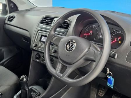 2022-Volkswagen-Polo-Vivo-14-Trendline-5-dr_11