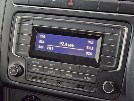 2022-Volkswagen-Polo-Vivo-14-Trendline-5-dr_12