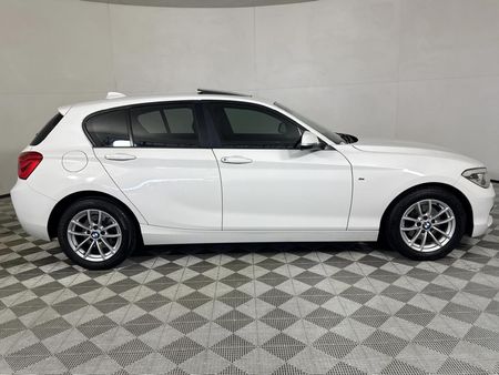 2015-BMW-1-Series-120i-5-dr-Auto_18