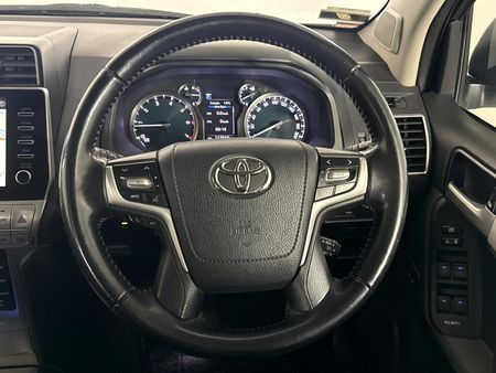 2021-Toyota-Land-Cruiser-Prado-40-V6-VX-Auto_11