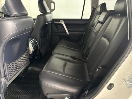 2021-Toyota-Land-Cruiser-Prado-40-V6-VX-Auto_3