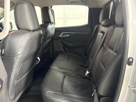 2024-Isuzu-D-Max-30-DDI-LSE-Auto-Double-Cab_8