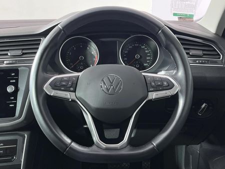 2023-Volkswagen-Tiguan-14-TSI-DSG-Auto-110kW_11
