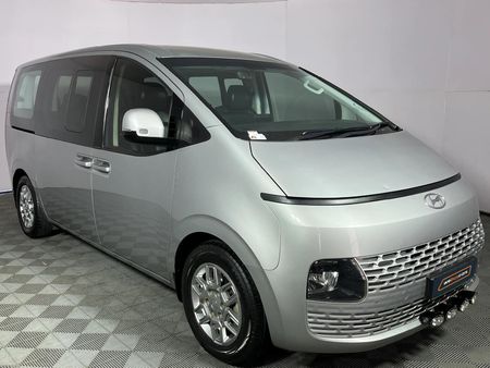 2022-Hyundai-Staria-22d-Executive-Auto-11-Seat_16