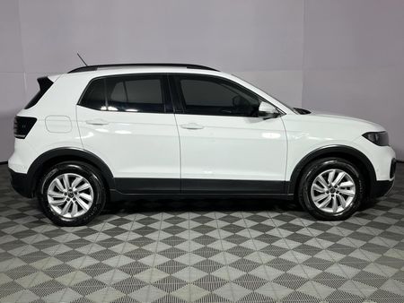 2023-Volkswagen-T-Cross-10-TSI-Comfortline_16