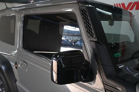2022-Suzuki-Jimny-15-GLX_6