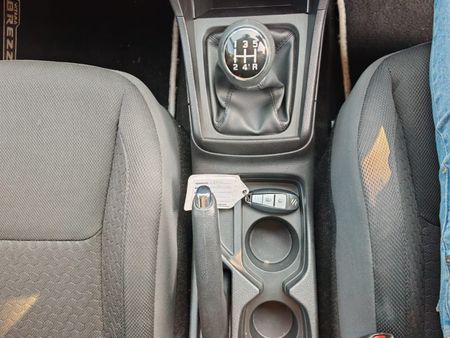 2021-Suzuki-Vitara-Brezza-15-GLX_12