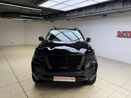 2024-Nissan-Navara-25-DDTi-PRO-4X-4X4-Auto-Double-Cab_5