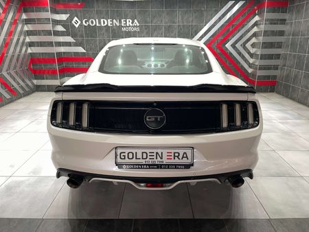 2018-Ford-Mustang-50-GT-Auto_18