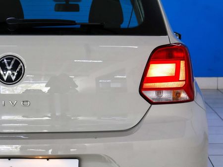 2025-Volkswagen-Polo-Vivo-14-Life_12