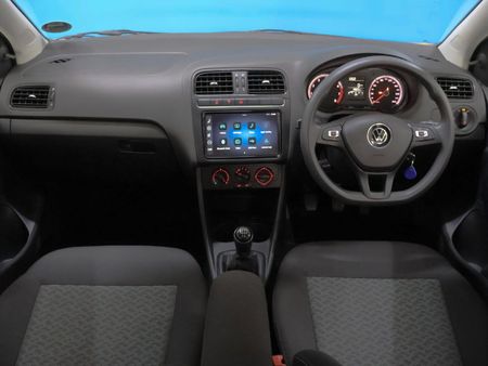 2025-Volkswagen-Polo-Vivo-14-Life_20
