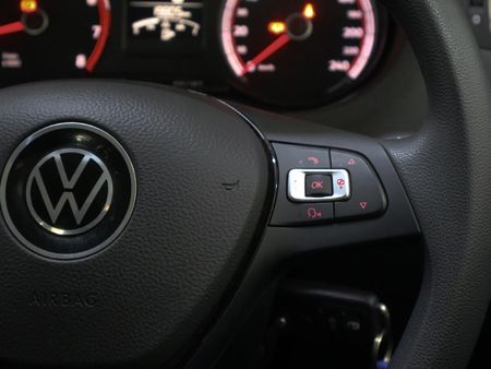 2025-Volkswagen-Polo-Vivo-14-Life_21