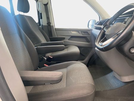 2025-Volkswagen-Kombi-T61-20-TDI-110kW-Auto-Trendline_8