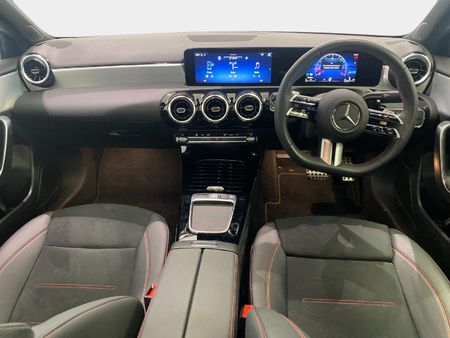 2025-Mercedes-Benz-A-Class-A-200-Auto_9