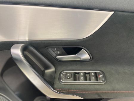 2025-Mercedes-Benz-A-Class-A-200-Auto_13