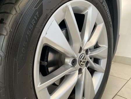 2025-Volkswagen-T-Cross-10-TSI-Life-Auto_26