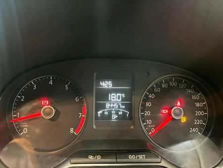 2023-Volkswagen-Polo-Vivo-14-Trendline-5-dr_10