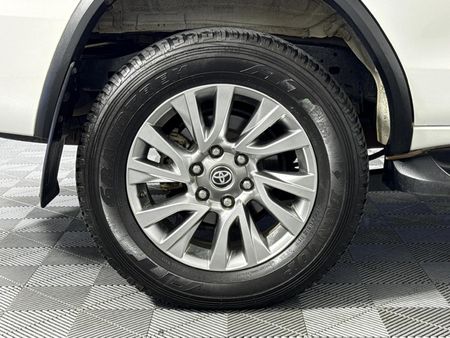 2021-Toyota-Fortuner-28-GD-6-Raised-Body-Auto_7