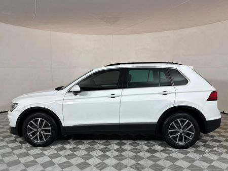 2019-Volkswagen-Tiguan-14-TSI-Comfortline-Auto-110kW_16