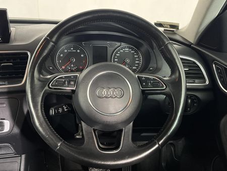 2016-Audi-Q3-14-TFSI-Auto-110kW_11