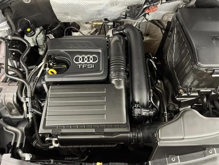 2016-Audi-Q3-14-TFSI-Auto-110kW_12