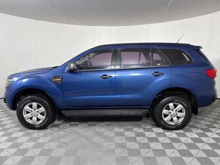 2017-Ford-Everest-22-TDCi-XLS-Auto_16