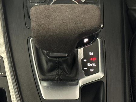 2017-Audi-A4-20-TDI-Design-Auto_10