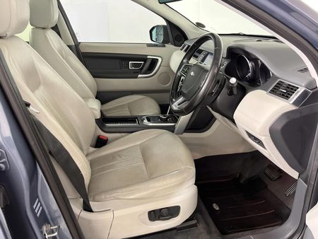 2018-Land-Rover-Discovery-Sport-20i4-D-HSE_9
