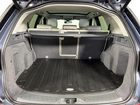 2018-Land-Rover-Discovery-Sport-20i4-D-HSE_13