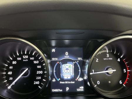 2018-Land-Rover-Discovery-Sport-20i4-D-HSE_2