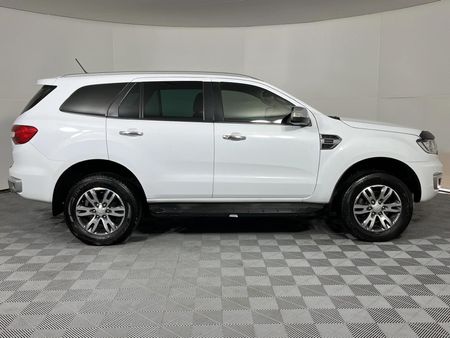 2019-Ford-Everest-20D-XLT-Auto_18