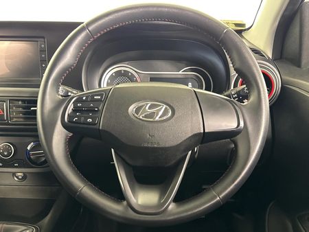 2023-Hyundai-Grand-i10-10-Fluid_11