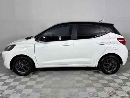 2023-Hyundai-Grand-i10-10-Fluid_17