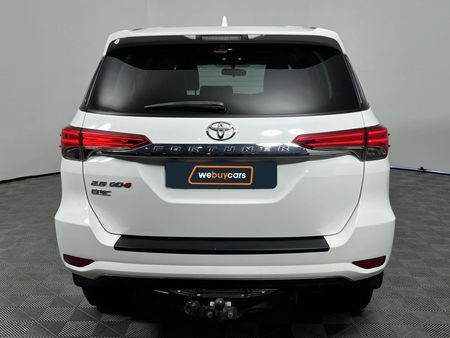2021-Toyota-Fortuner-28-GD-6-Epic-Auto_17