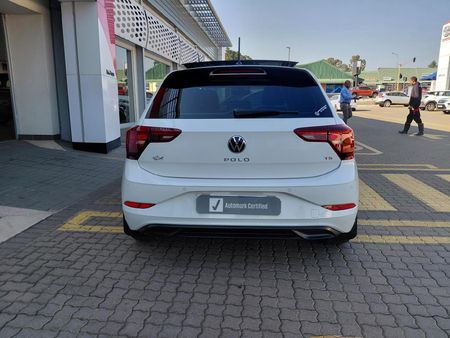 2024-Volkswagen-Polo-10-TSI-Life_4