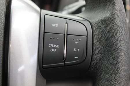 2026-Mahindra-Pik-Up-22-mHawk-S6-Single-Cab_16