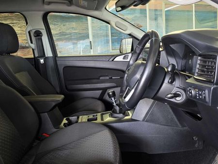 2023-Volkswagen-Amarok-20-TDI-125kW-Life-Double-Cab_10