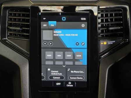 2023-Volkswagen-Amarok-20-TDI-125kW-Life-Double-Cab_6