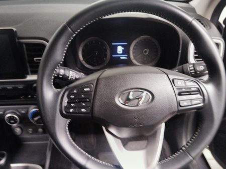 2020-Hyundai-Venue-10-TGDI-Fluid-Auto_11