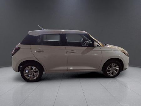 2025-Suzuki-Swift-12-GL_7