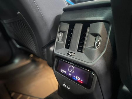 2026-BMW-X3-xDrive20d-M-Sport_3