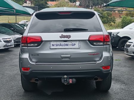 2022-Jeep-Grand-Cherokee-36-Trailhawk_7