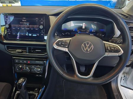2024-Volkswagen-T-Cross-10-TSI-Life-Auto_13