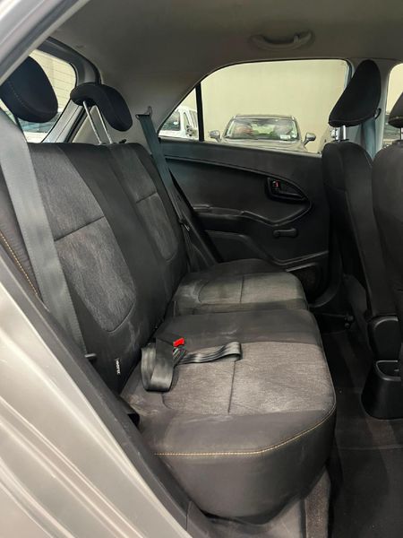 2017-Kia-Picanto-10-LS_11
