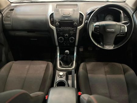 2017-Isuzu-KB-250-D-Teq-HO-LE-4x4-Double-Cab_9